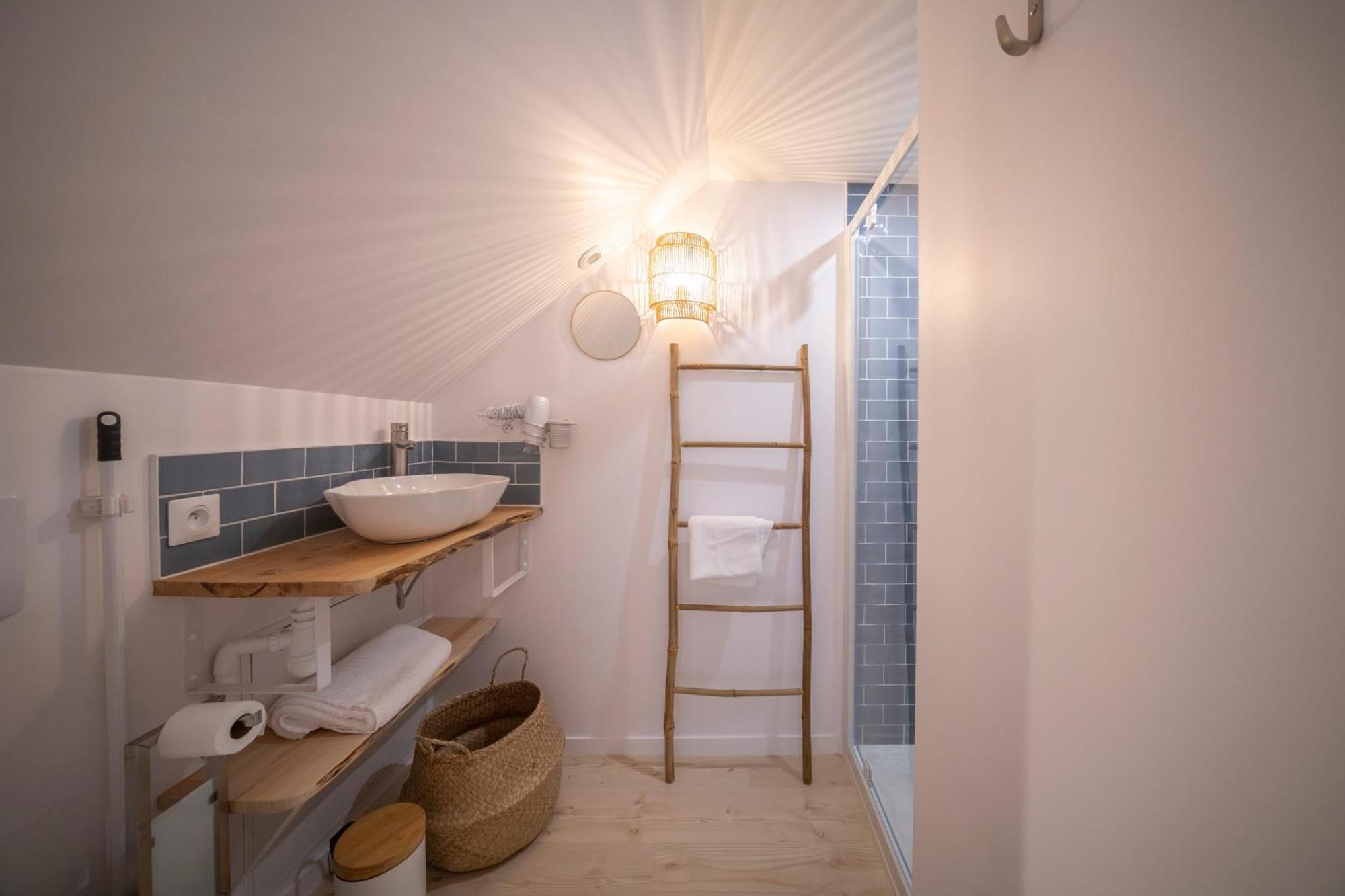 Appart'Hotel & Spa "Les Voiles" Le Houat Carnac Esterno foto